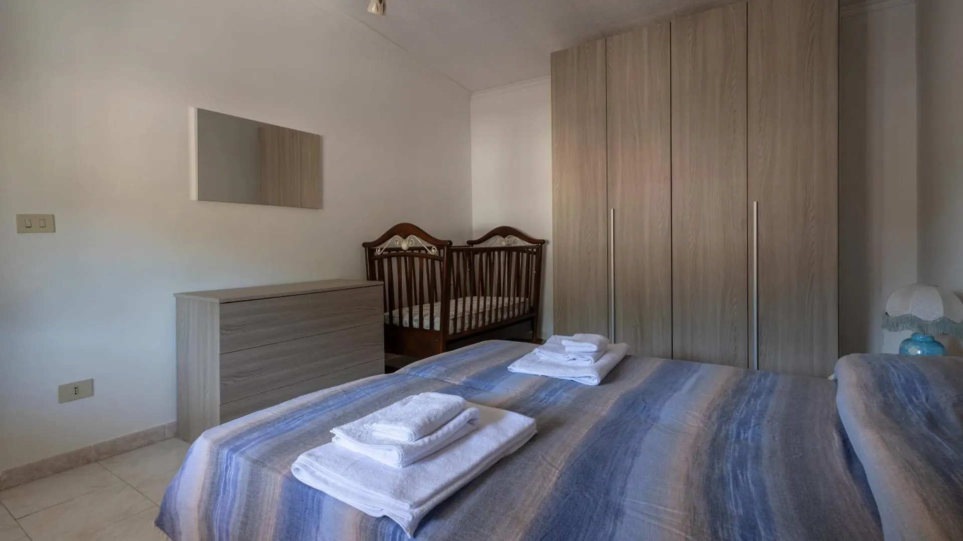 Casa Vacanze Da Nicola Saponara Apartment